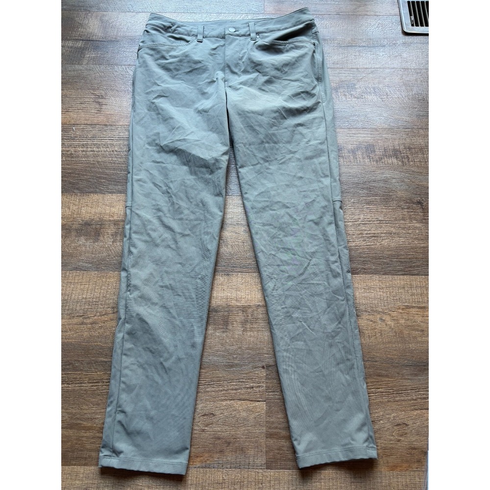 Lululemon Commission Pants Men 32x32 Gray Slim Tapered Technical Chinos EUC Nice